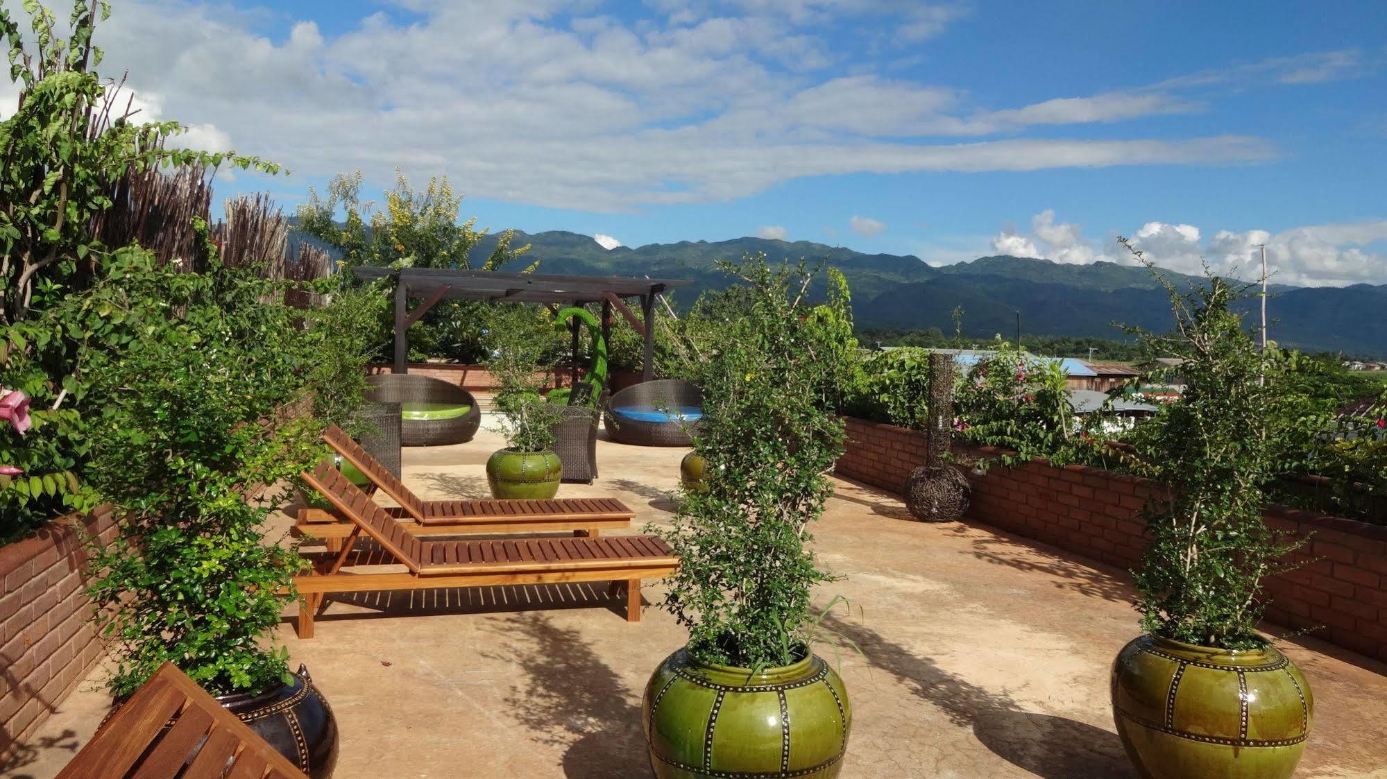 Thanakha Inle Hotel Nyaung Shwe Extérieur photo
