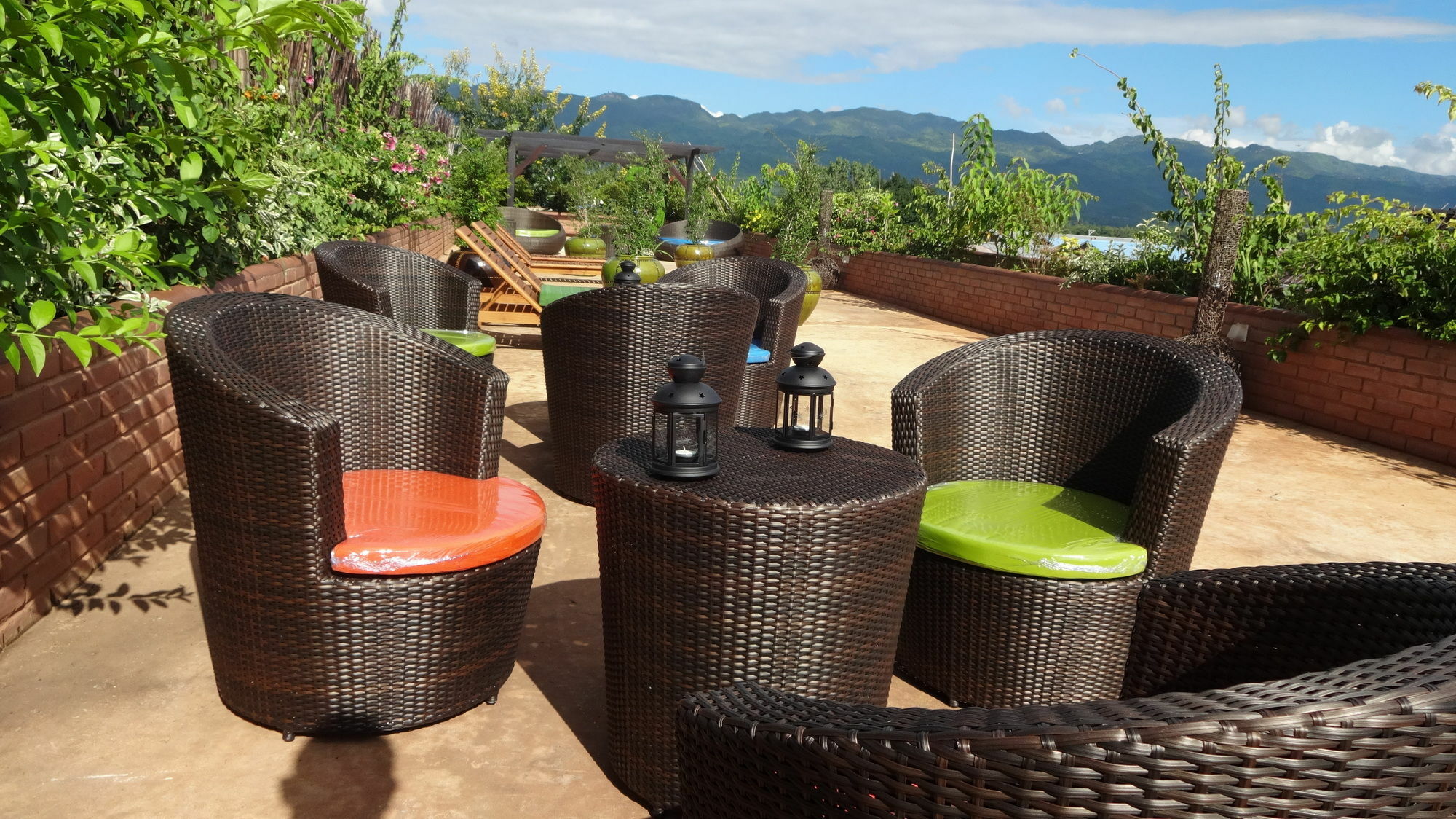 Thanakha Inle Hotel Nyaung Shwe Extérieur photo
